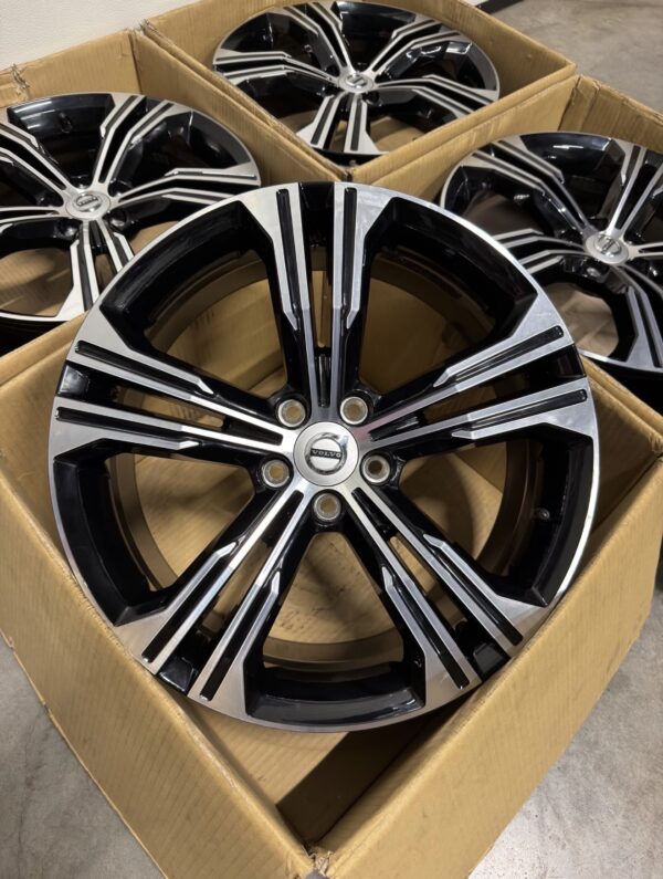 Jante 19” ORIGINALE Volvo XC60 – R-Design