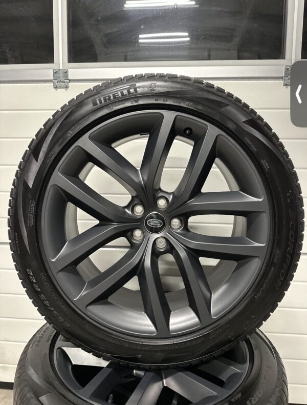 Jante 22” Originale Range Rover Vogue / Sport L461 Style 5127 Gri Carbon + Anvelope Pirelli 285/45 R22 DOT 2026